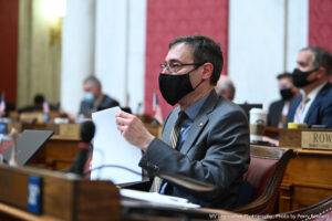 House Energy OKs bill to remove 800-plus above-ground storage tanks from 2014 regulatory program